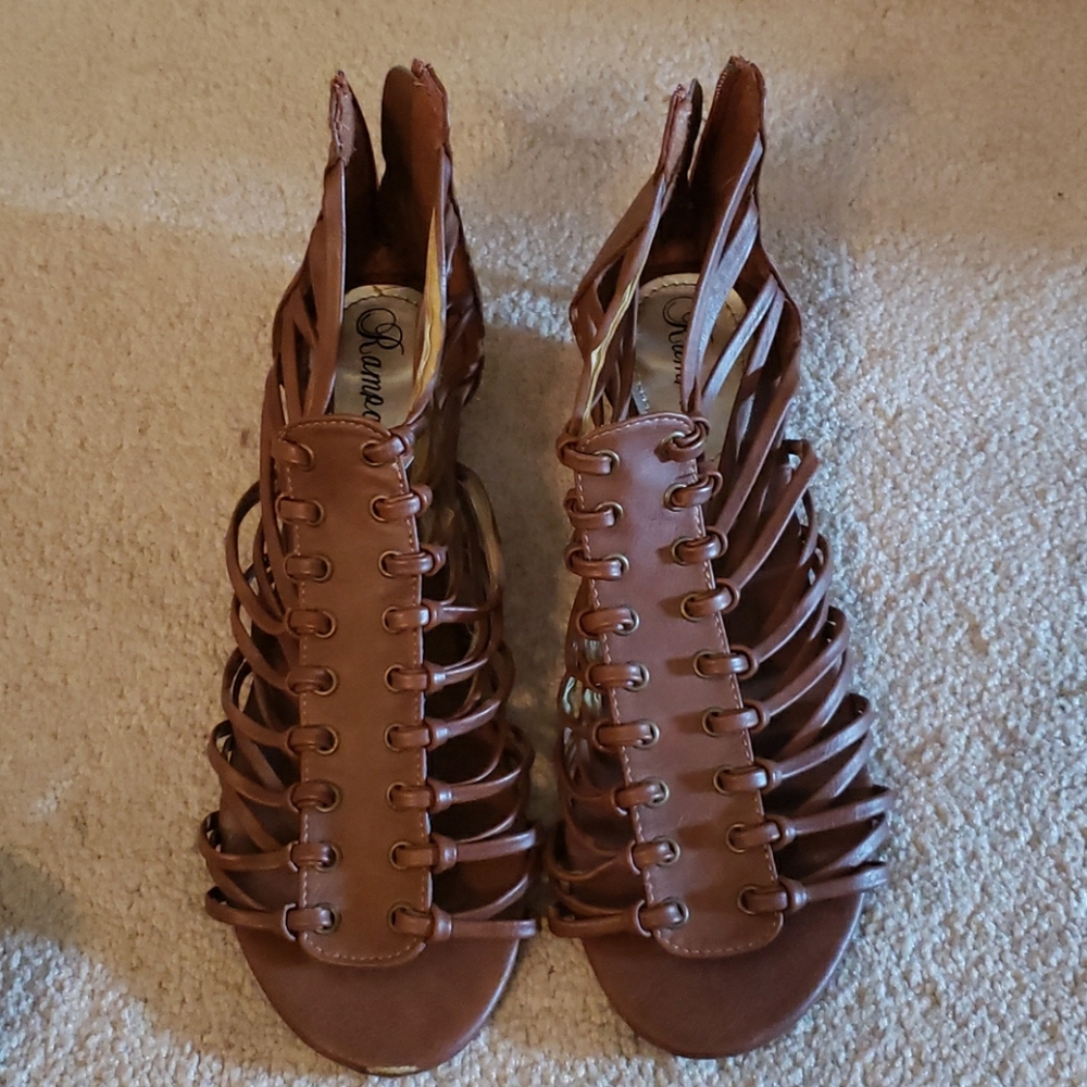 Women's sandals